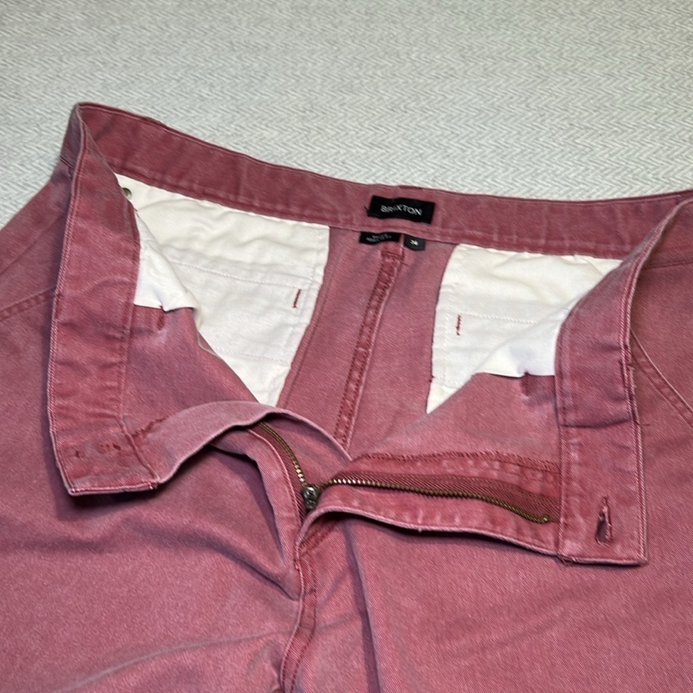 Brixton Choice Dusty Rose Flat Front Shorts. Size 36 - Picture 11 of 14